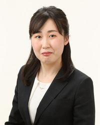 弁護士 小斉礼奈